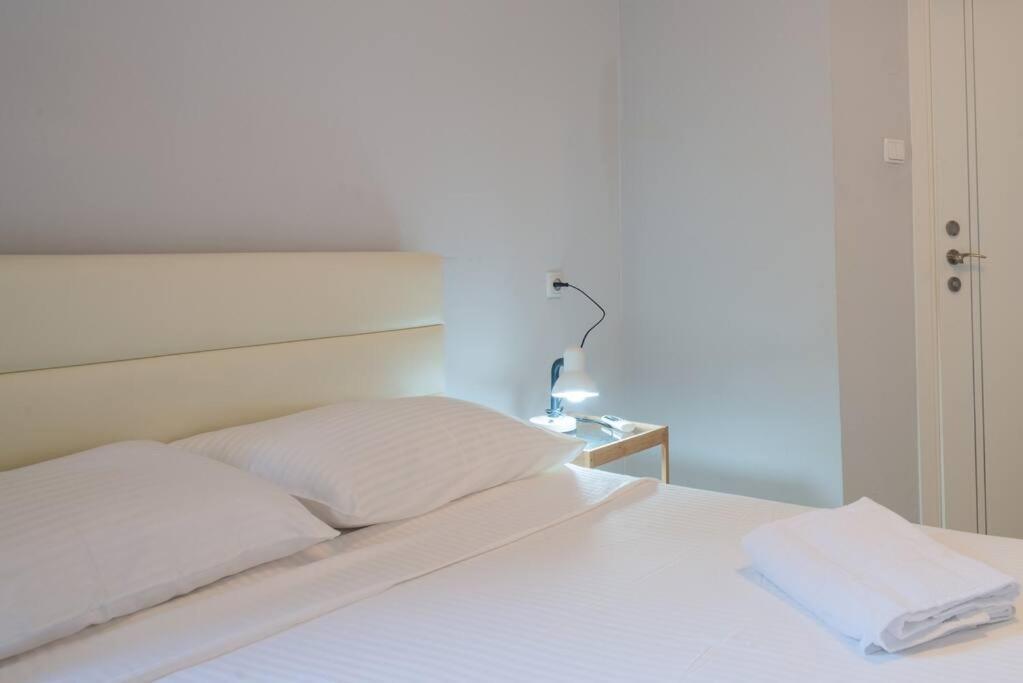 Royal Aparatment On The Sea , Blvd Nitza 34 Netánja Kültér fotó
