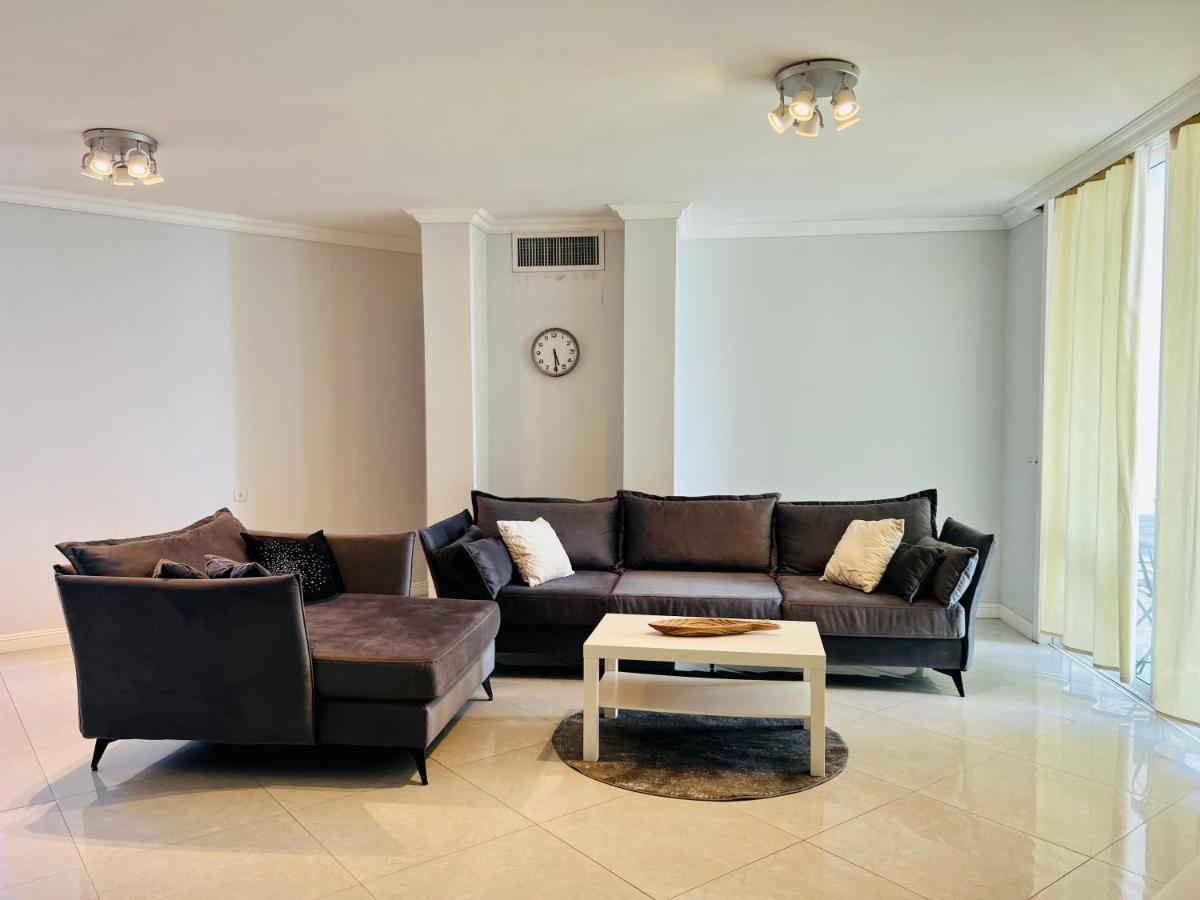 Royal Aparatment On The Sea , Blvd Nitza 34 Netánja Kültér fotó