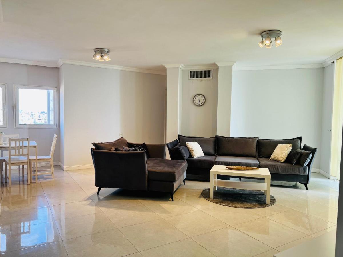 Royal Aparatment On The Sea , Blvd Nitza 34 Netánja Kültér fotó